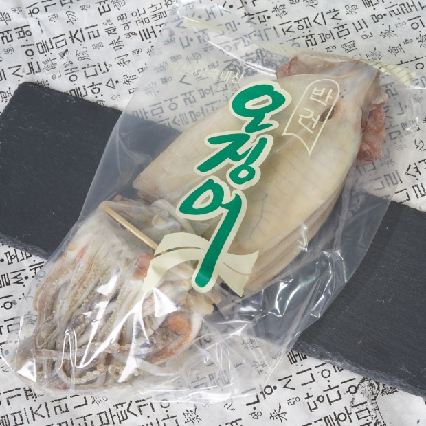 반건조 오징어 최상품 피데기(중) 20미 2.3kg내외